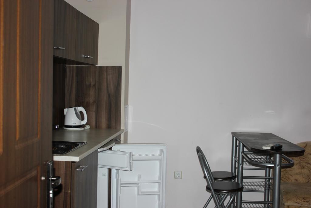 Семеен Комплекс Съни Хаус Aparthotel Несебър Екстериор снимка