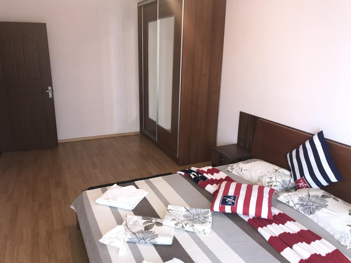 Семеен Комплекс Съни Хаус Aparthotel Несебър Екстериор снимка
